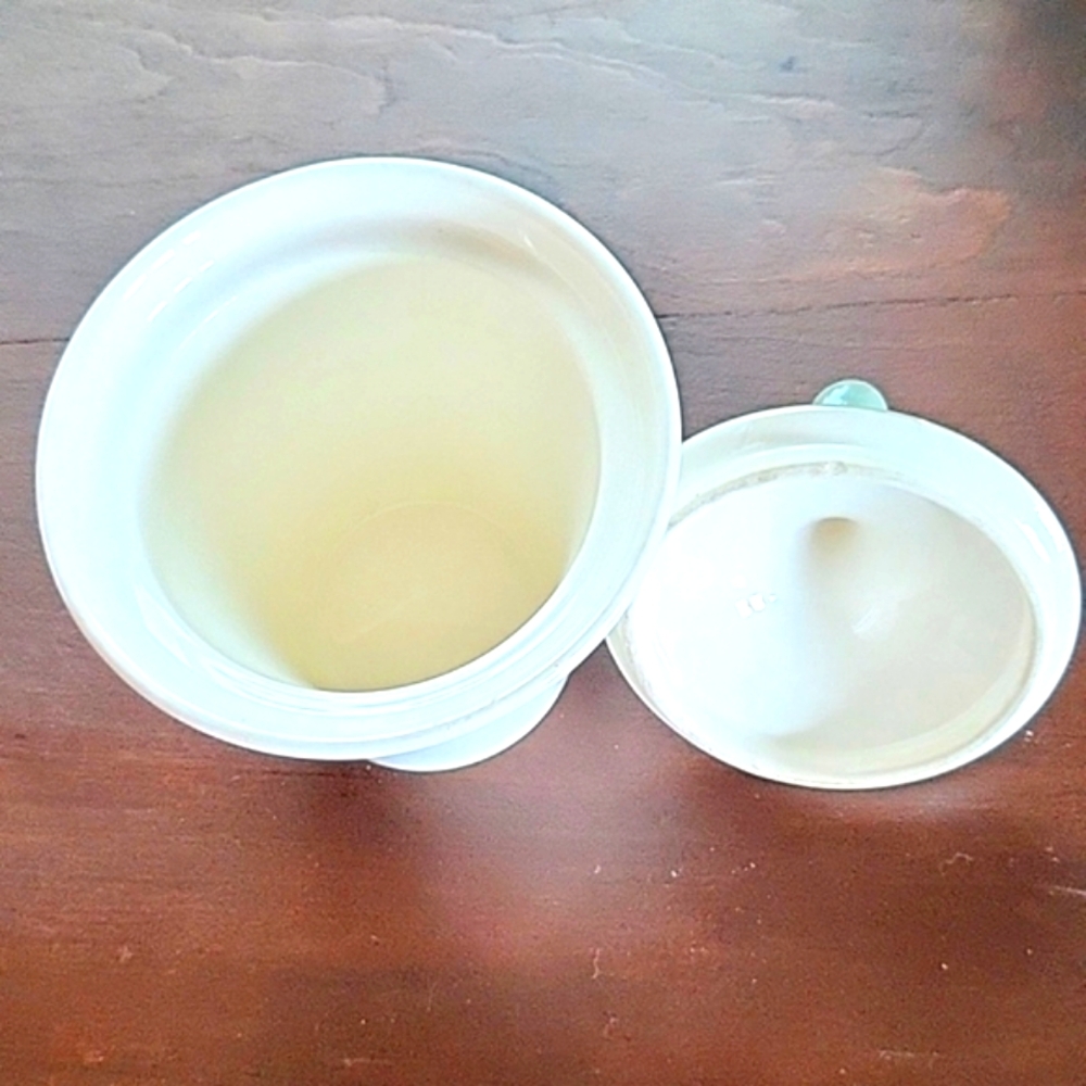 MCM Harkerware Celadon Creamer & Sugar Bowl - Picture 3 of 3